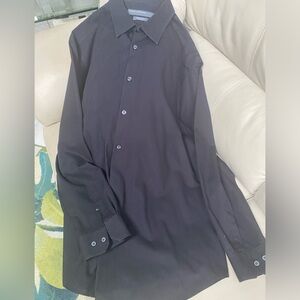 Men’s black dress shirt